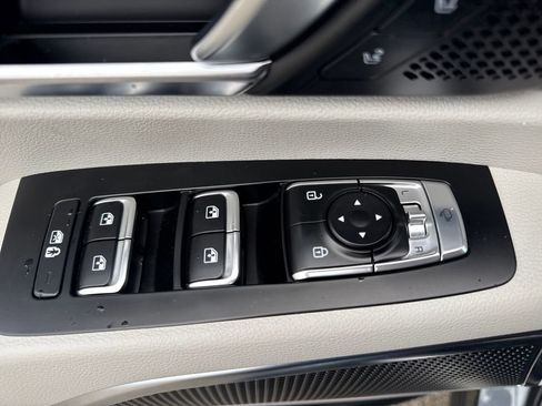 Used 2022 Kia Telluride SX w/ SX Prestige Package image 22