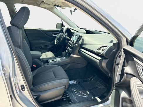 Used 2020 Subaru Forester Premium AWD/4WD image 14