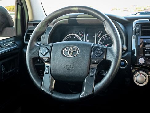 Used 2021 Toyota 4Runner TRD Off-Road Premium image 18