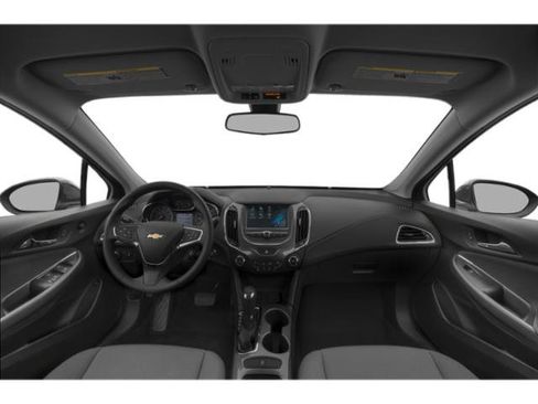Used 2018 Chevrolet Cruze LT w/ Convenience Package image 5
