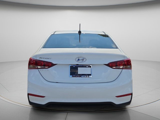 Used 2022 Hyundai Accent Limited FWD image 5