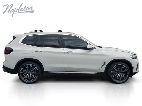 Used 2024 BMW X3 xDrive30i w/ Premium Package AWD/4WD image 7