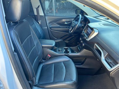 Used 2019 GMC Terrain SLT w/ Infotainment Package II AWD/4WD image 16