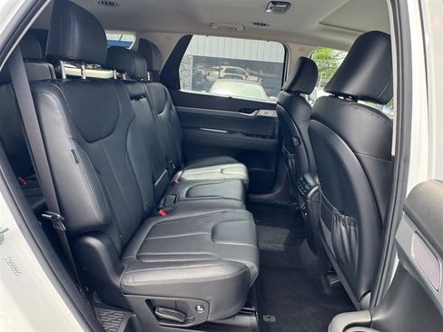 Used 2023 Hyundai Palisade SEL FWD image 21