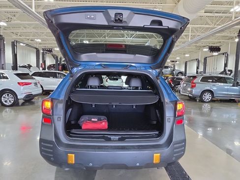 Used 2022 Subaru Outback Wilderness AWD/4WD image 11
