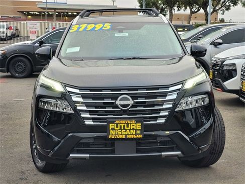 New 2026 Nissan Rogue Platinum w/ Platinum Premium Package image 2