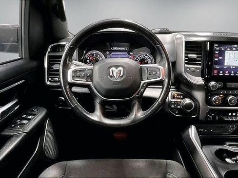 Used 2019 RAM 1500 Big Horn AWD/4WD image 10