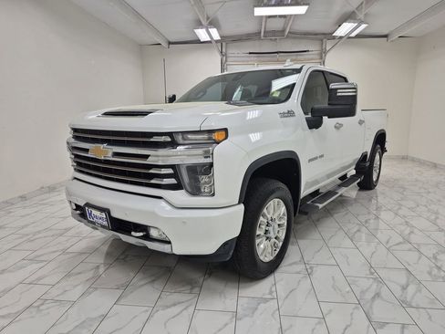 Used 2020 Chevrolet Silverado 2500 High Country image 1