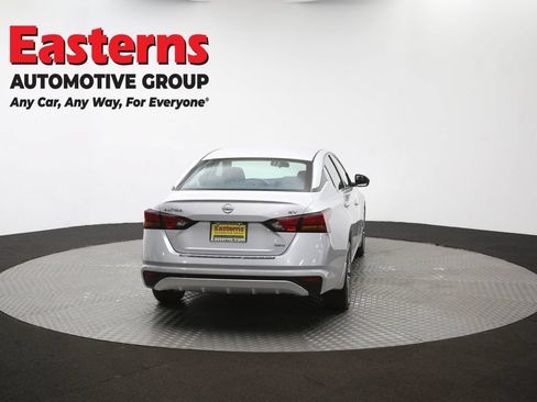 Used 2023 Nissan Altima 2.5 SV AWD/4WD image 37