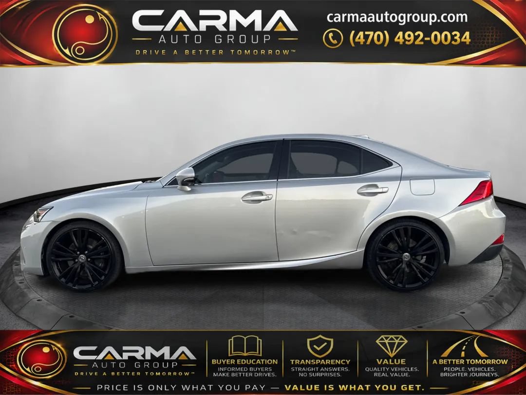 Used 2017 Lexus IS 200t w/ Premium Package RWD image 2