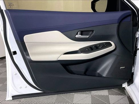 New 2026 Nissan Sentra SL w/ Floor Mat Package FWD image 42