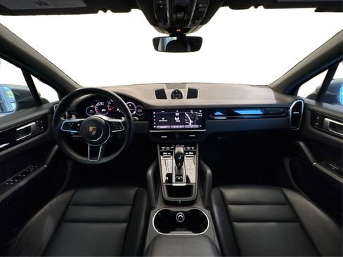 Used 2022 Porsche Cayenne image 23