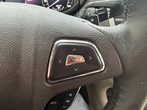 Used 2017 Lincoln MKC Premiere image 15