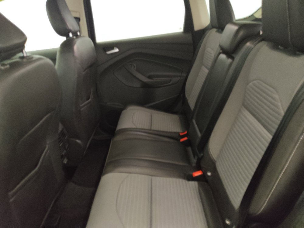 Used 2018 Ford Escape SE w/ SE Sport Appearance Package AWD/4WD image 18