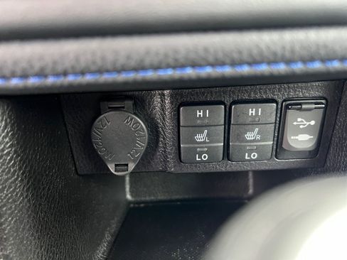 Used 2019 Toyota Corolla XSE FWD image 24