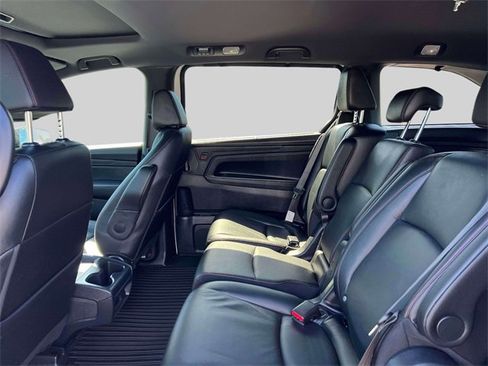 Used 2024 Honda Odyssey Sport image 13