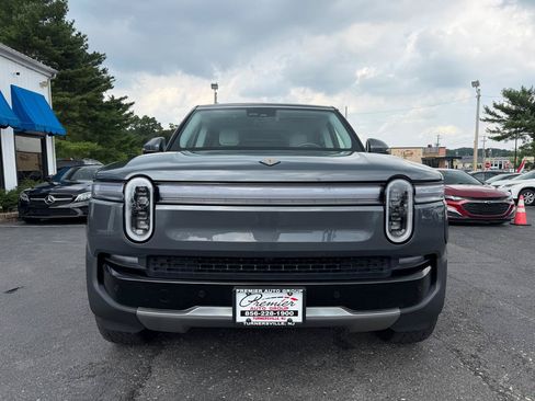 Used 2025 Rivian R1S Adventure AWD/4WD image 2