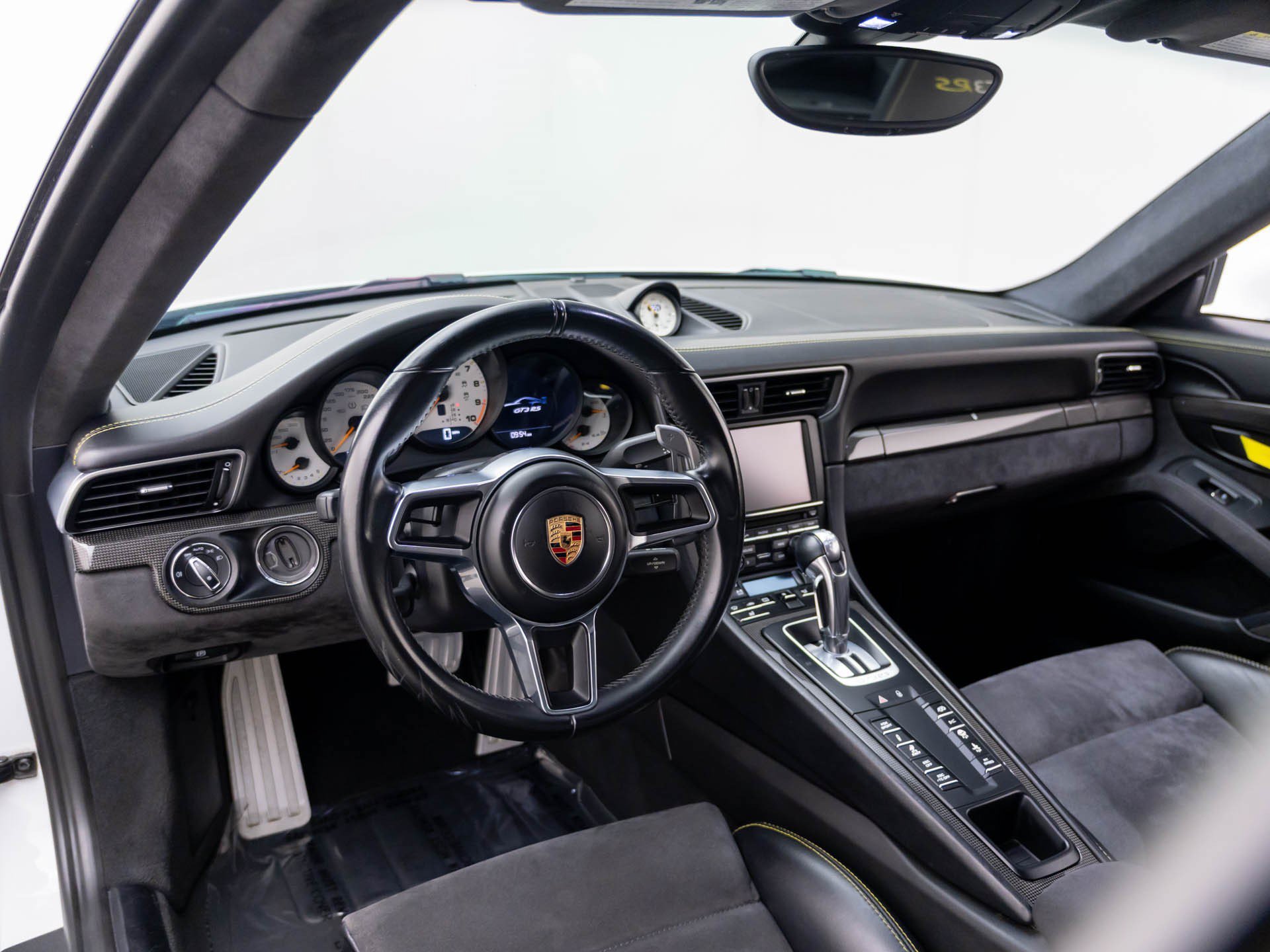Used 2016 Porsche 911 GT3 RS RWD image 11