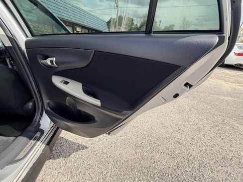 Used 2009 Toyota Corolla XRS FWD image 45