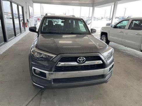 Used 2017 Toyota 4Runner Limited image 29