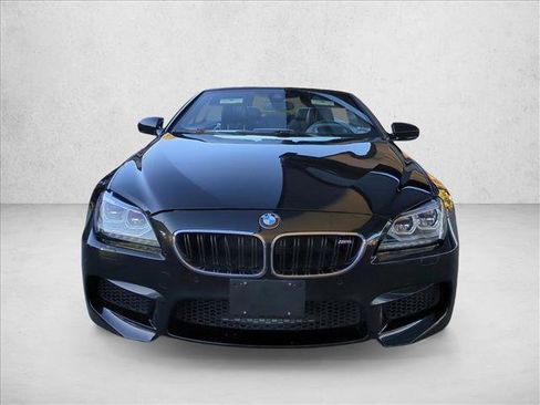 Used 2013 BMW M6 Convertible image 2