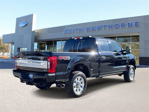 Certified 2022 Ford F250 Platinum image 6