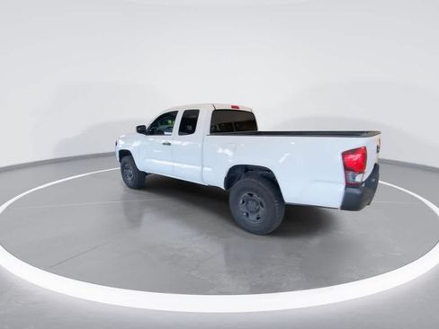 Used 2019 Toyota Tacoma SR AWD/4WD image 6