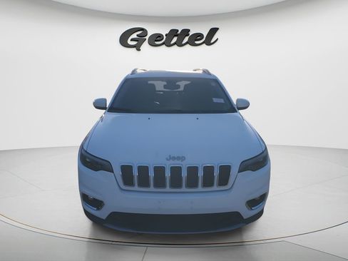 Used 2019 Jeep Cherokee Limited image 2