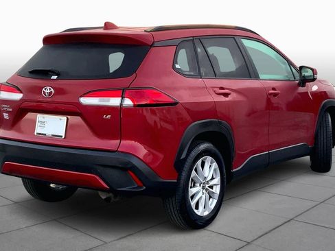 Used 2022 Toyota Corolla Cross LE image 13