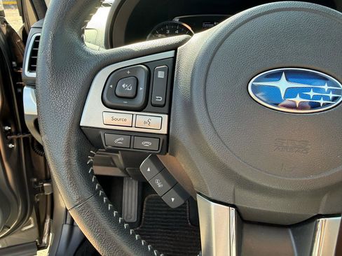 Used 2017 Subaru Forester 2.5i Touring AWD/4WD image 27