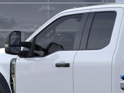 New 2026 Ford F550 4x4 Supercab Super Duty image 20