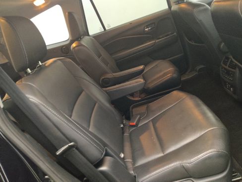 Used 2017 Honda Pilot Elite image 19