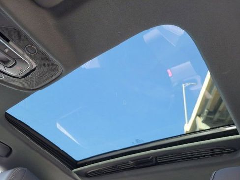 Used 2020 Audi A4 2.0T Premium image 3