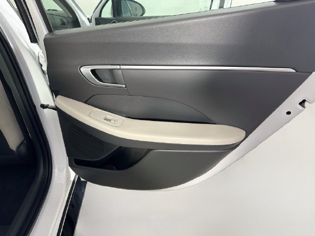 Used 2023 Hyundai Sonata SEL FWD image 27