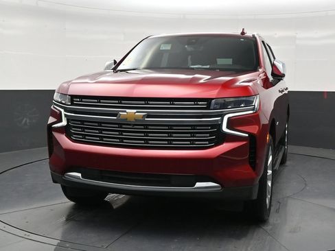Used 2021 Chevrolet Tahoe Premier w/ Premium Package RWD image 8