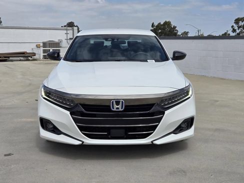Used 2022 Honda Accord Sport image 3