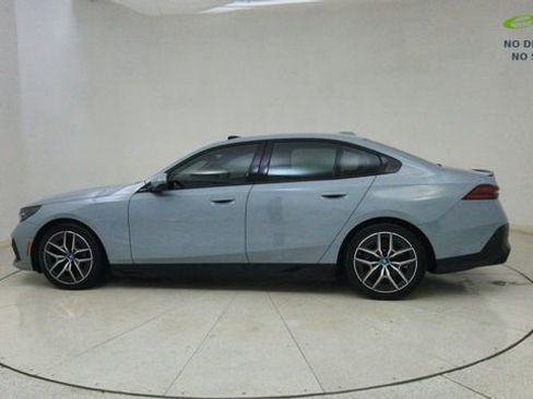 Used 2025 BMW i5 xDrive40 w/ M Sport Package AWD/4WD image 65