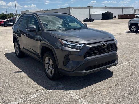 Used 2025 Toyota RAV4 XLE FWD image 1