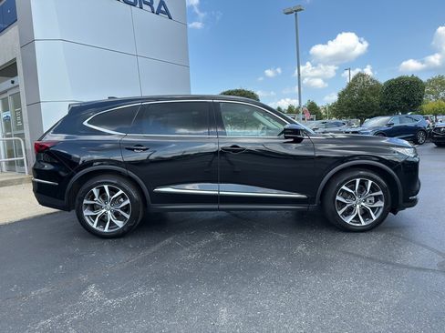 Certified 2024 Acura MDX SH-AWD w/ Technology Package image 2