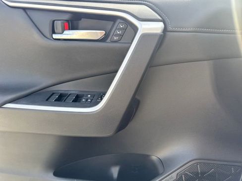 Used 2019 Toyota RAV4 Limited w/ Advanced Technology Package AWD/4WD image 22