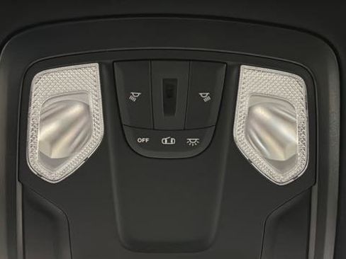 Used 2022 RAM 2500 Big Horn AWD/4WD image 32