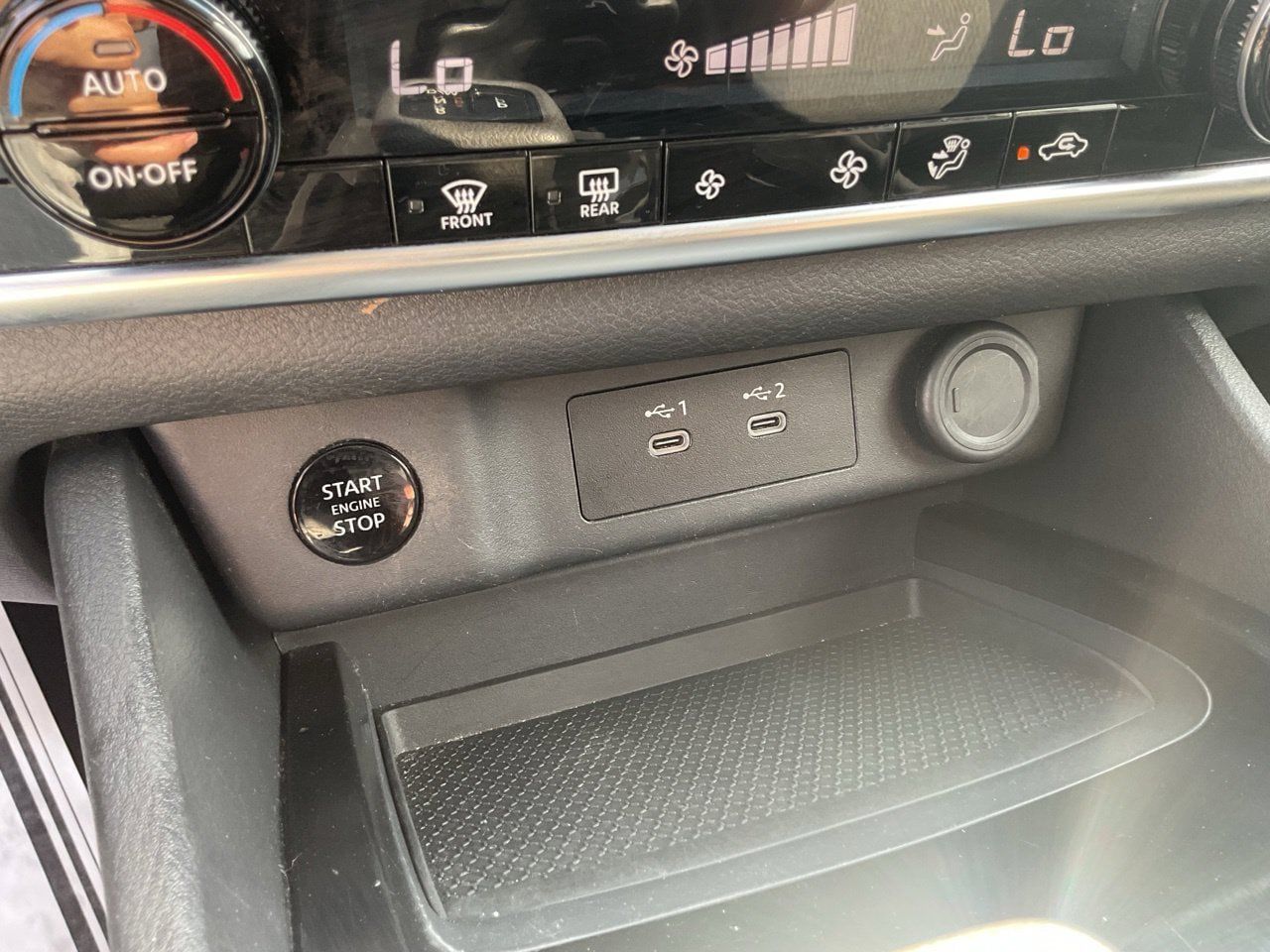 Used 2025 Nissan Rogue SV FWD image 26