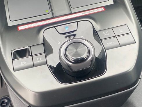 New 2026 Toyota C-HR AWD/4WD image 18