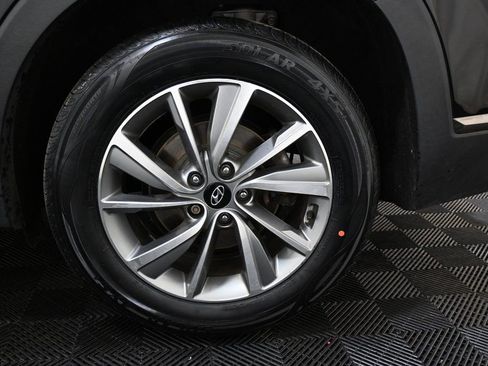 Used 2019 Hyundai Santa Fe Ultimate image 39