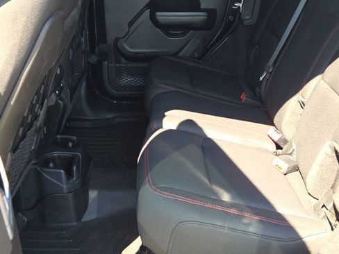 Used 2021 Jeep Wrangler Unlimited Rubicon image 14