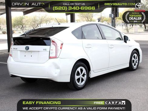Used 2013 Toyota Prius Two image 7