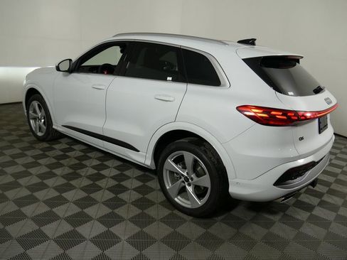 Used 2025 Audi Q5 Premium Plus image 5