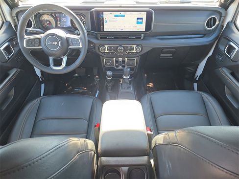 Used 2025 Jeep Wrangler Sahara w/ Safety Group image 13