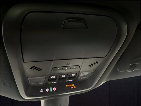 Used 2023 Buick Enclave Premium w/ Experience Buick Package image 20