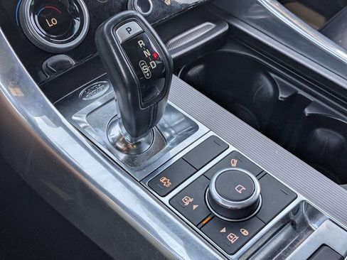 Used 2018 Land Rover Range Rover Sport HSE image 26